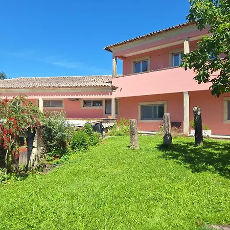 Quinta Carvalhas Фермерский дом *